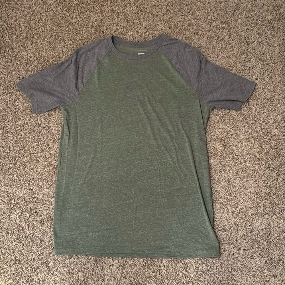 Sonoma green / grey tee shirt